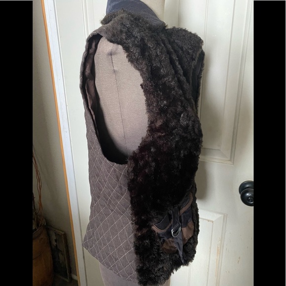 Vest by Canvasbacks - Picture 3 of 7